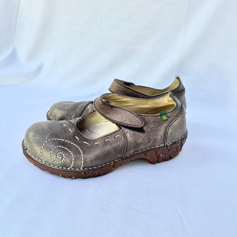 El Naturalista Yggdrasil Flats Womens US 7.5 Gray Leather Stitch Mary Jane Shoes